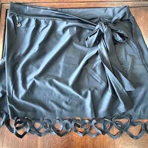 Women’s Paris Hilton Heart Cut Out Wtap Beach Skirt Spring 2025 Sz L/XL Black